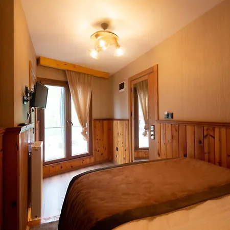 Koru 3*
