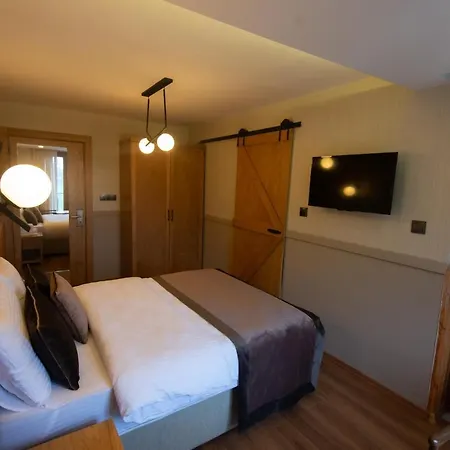 Koru Hotel 3*